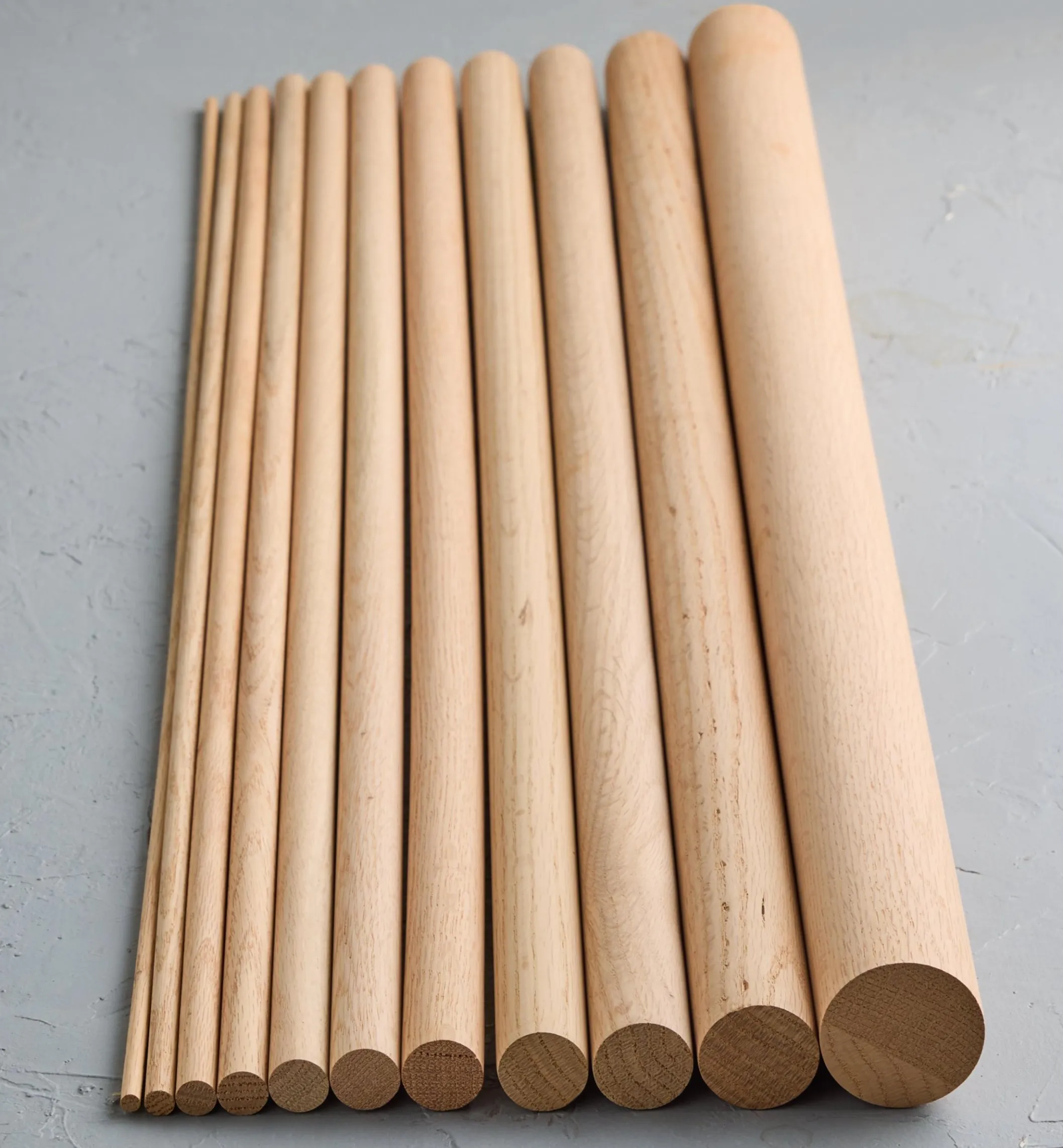 36" Red Oak Dowel Rods