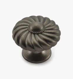 Casual Elegance Knob