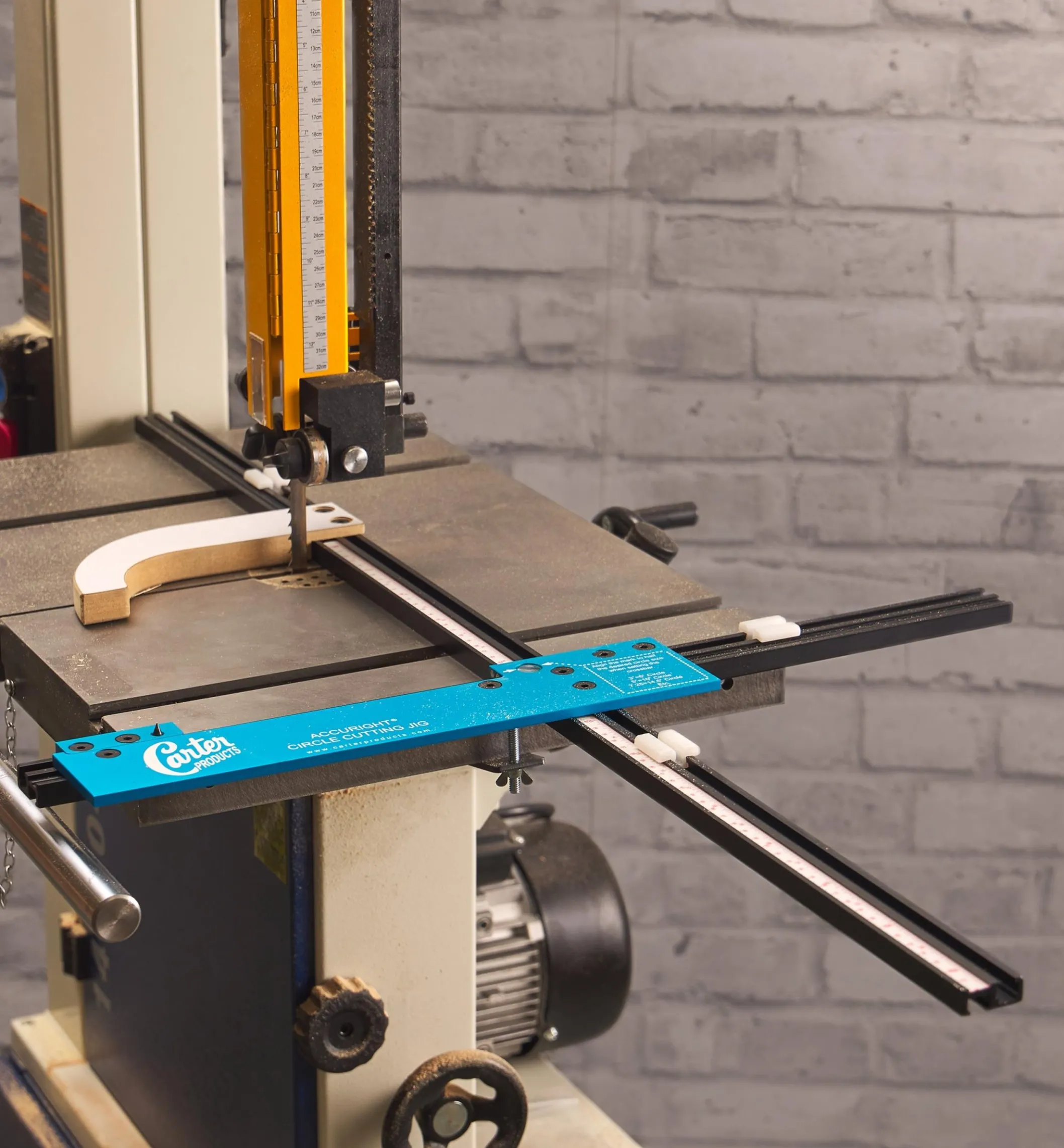 Circle-Cutting Jig With Support