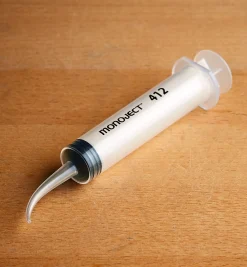 Curved-Tip Syringe