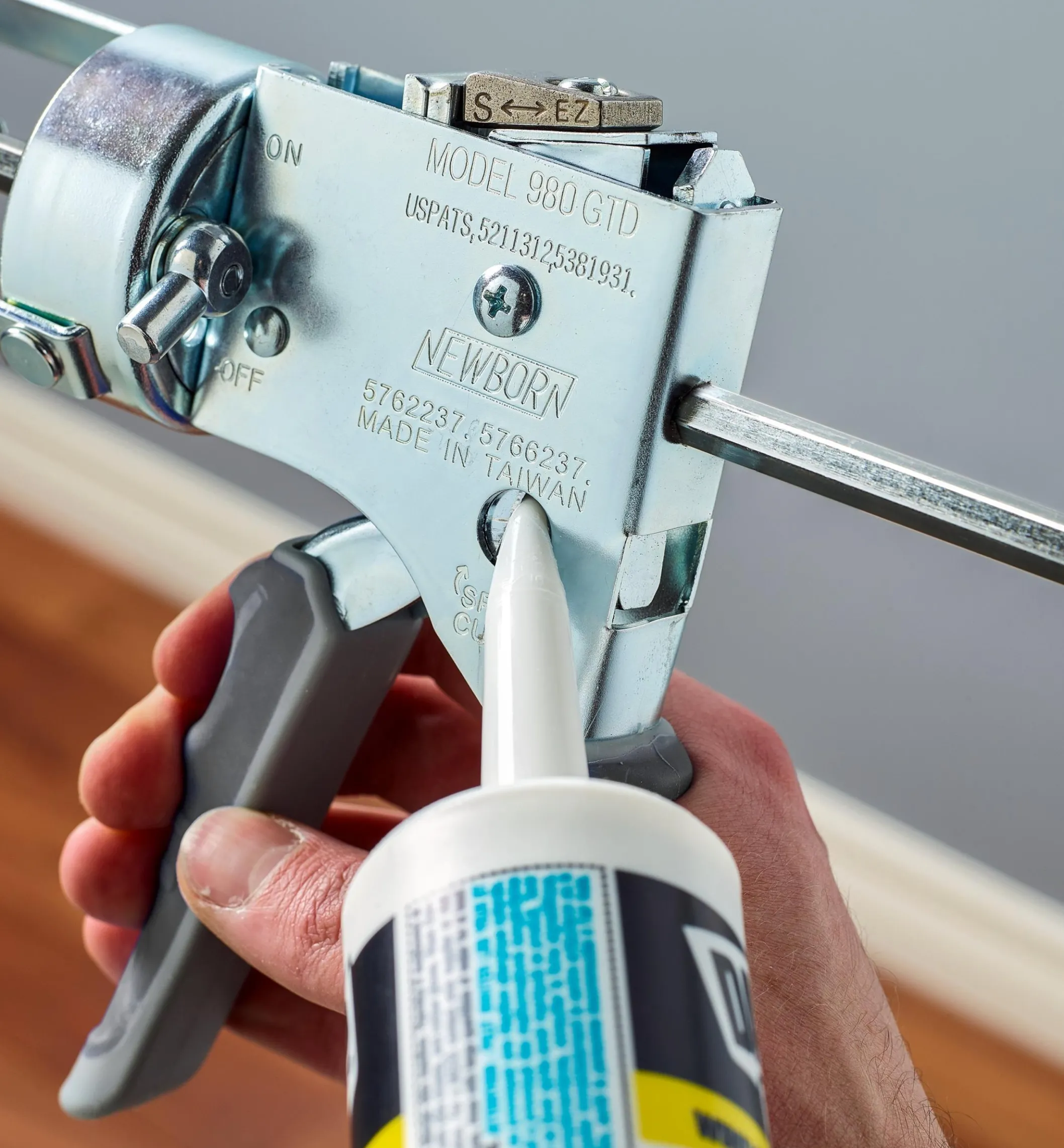 Dripless Caulking Gun