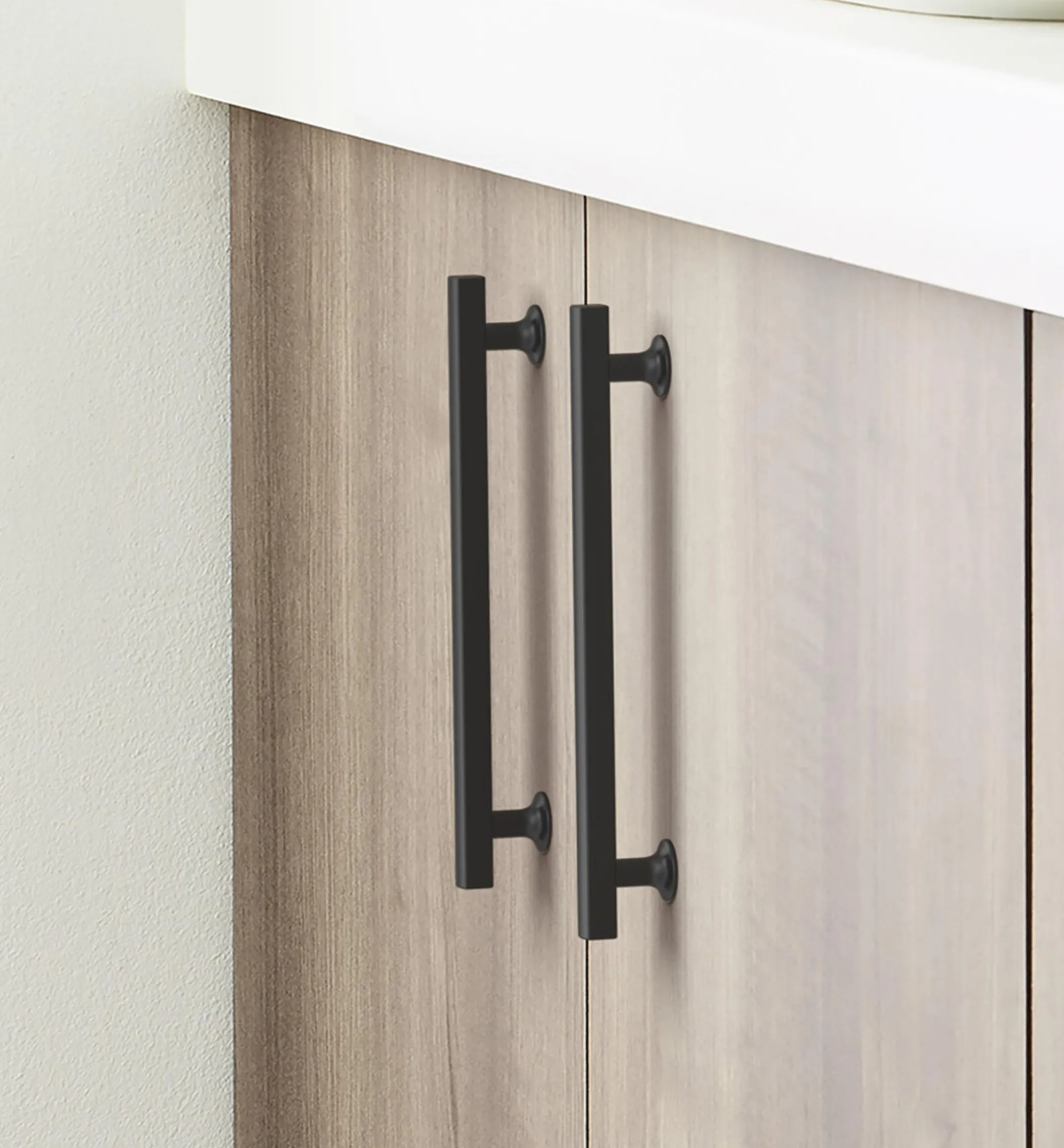 Everett Appliance Handles