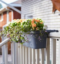 Fence & Railing Planters