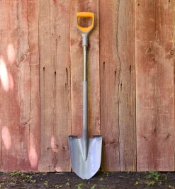Fiskars Pro Digging Shovel