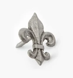 Fleur-de-Lis Clavos (Nails)