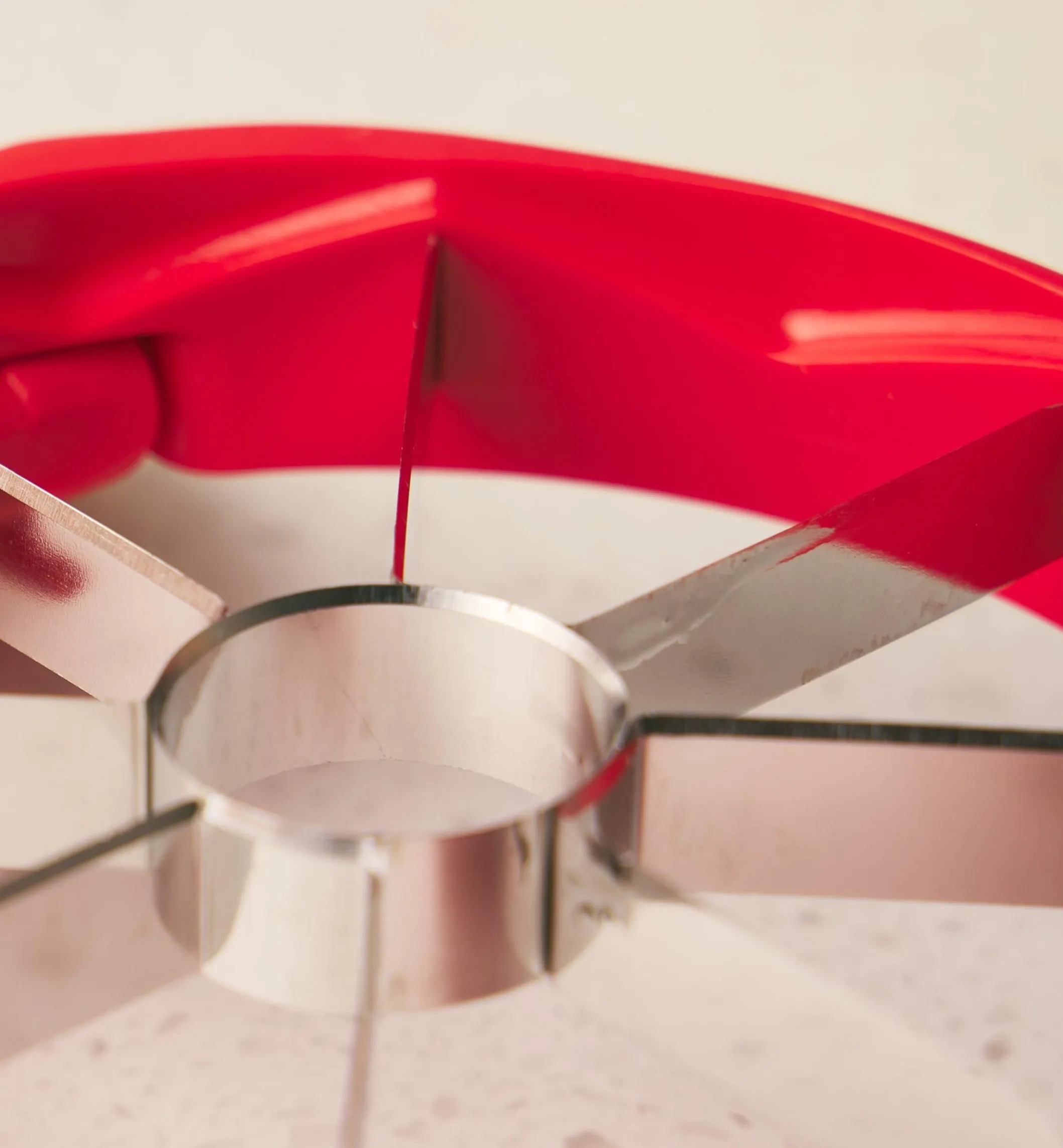 Folding Apple Slicer