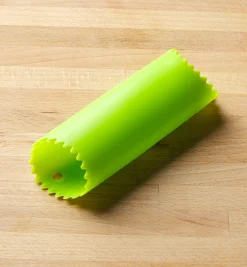 Garlic Peeler