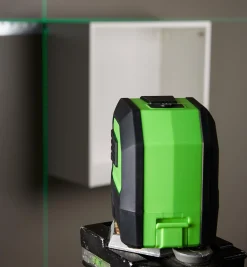 Green Crosshair Laser Level