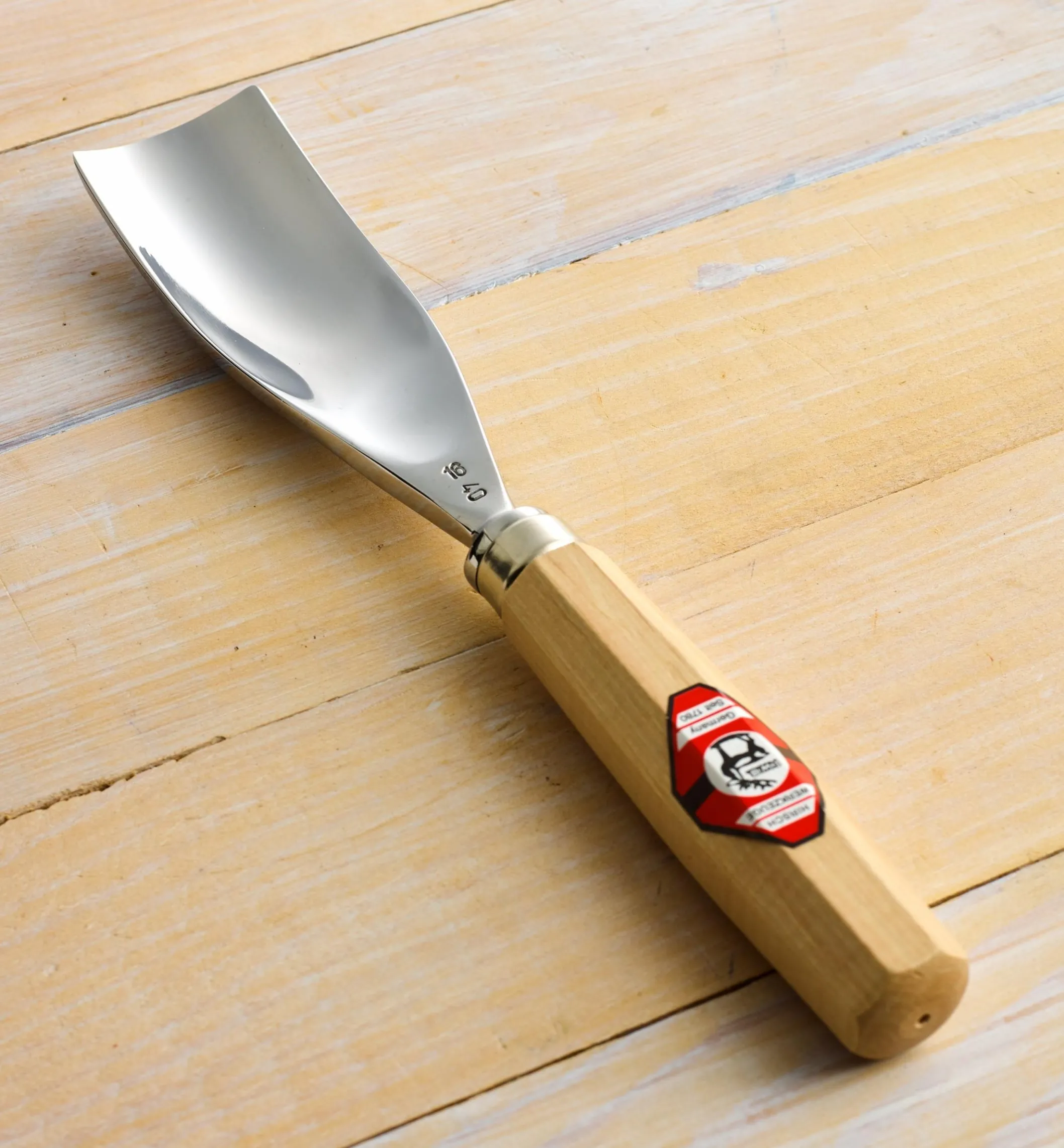 Hirsch Large #7 Bent Gouge