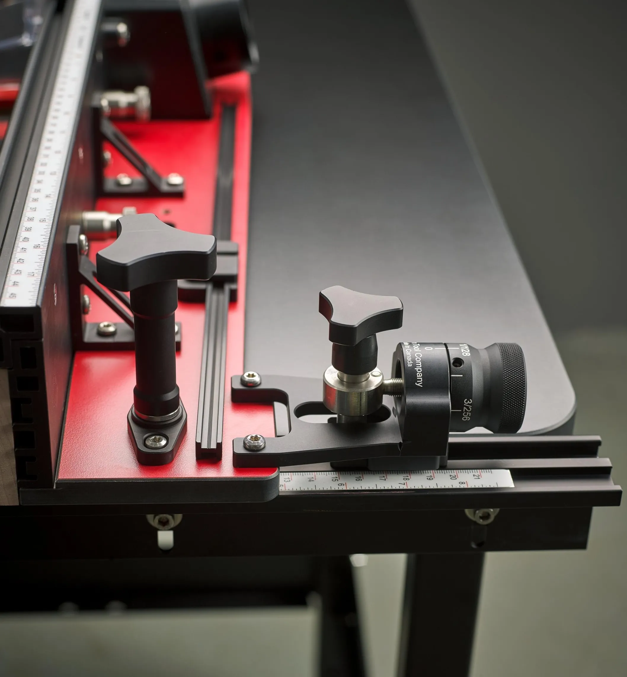 JessEm Router Fence Micro-Adjuster