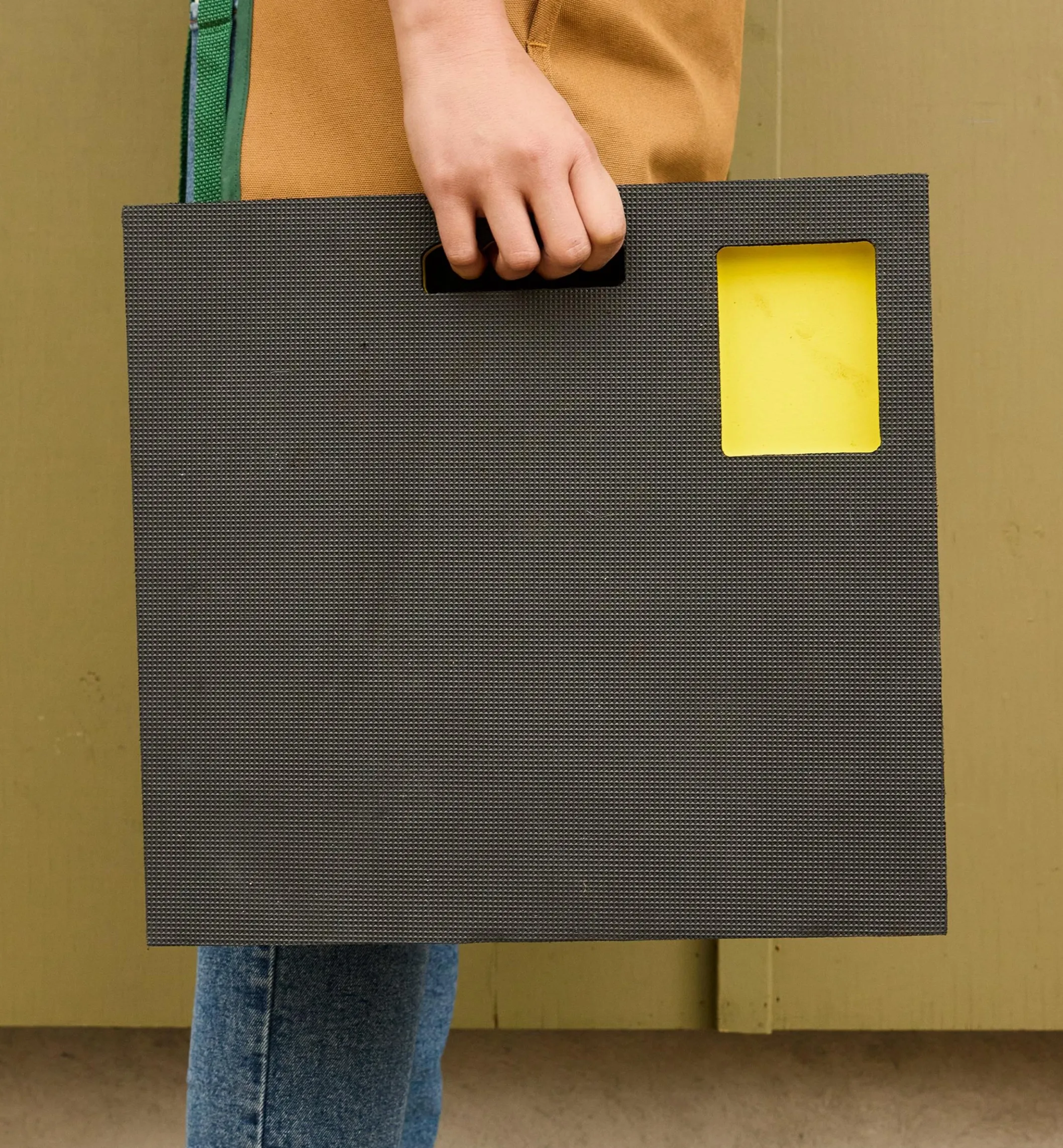 Kneeler With Compartment Cutouts