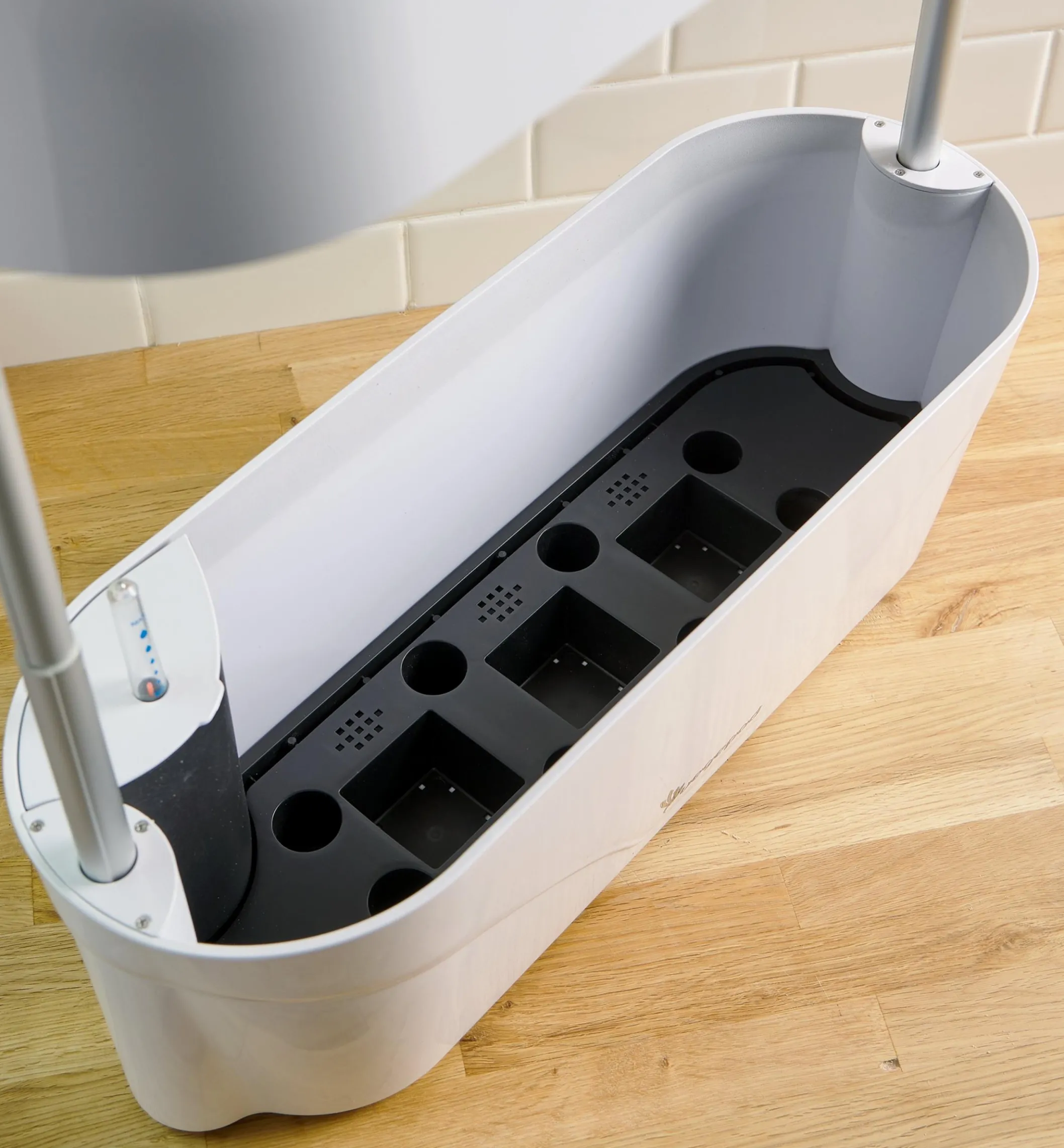 LED Grow Light & Planter