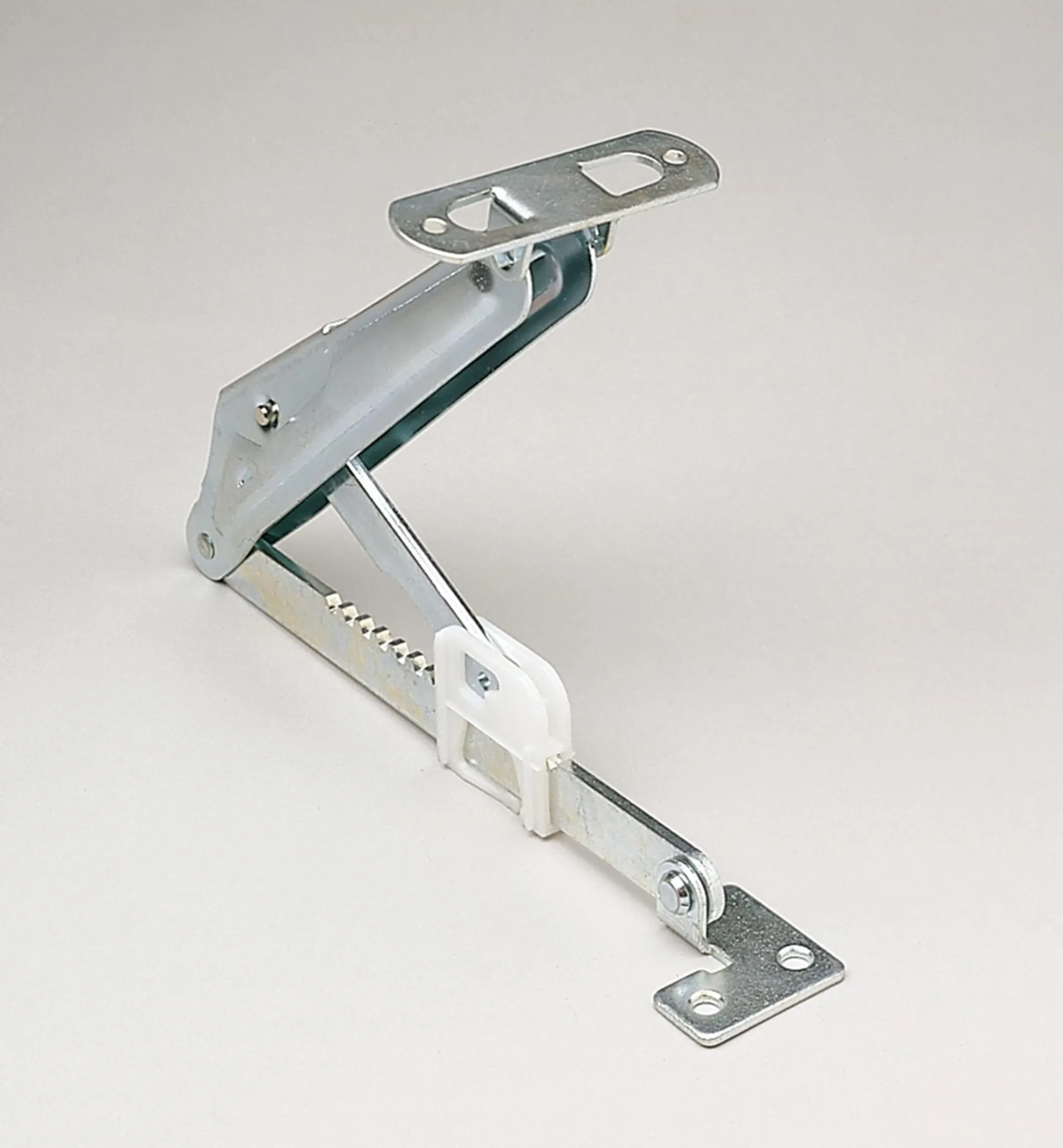 Lift-Up Ratchet Supports