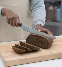 Long-Blade Bread Knife