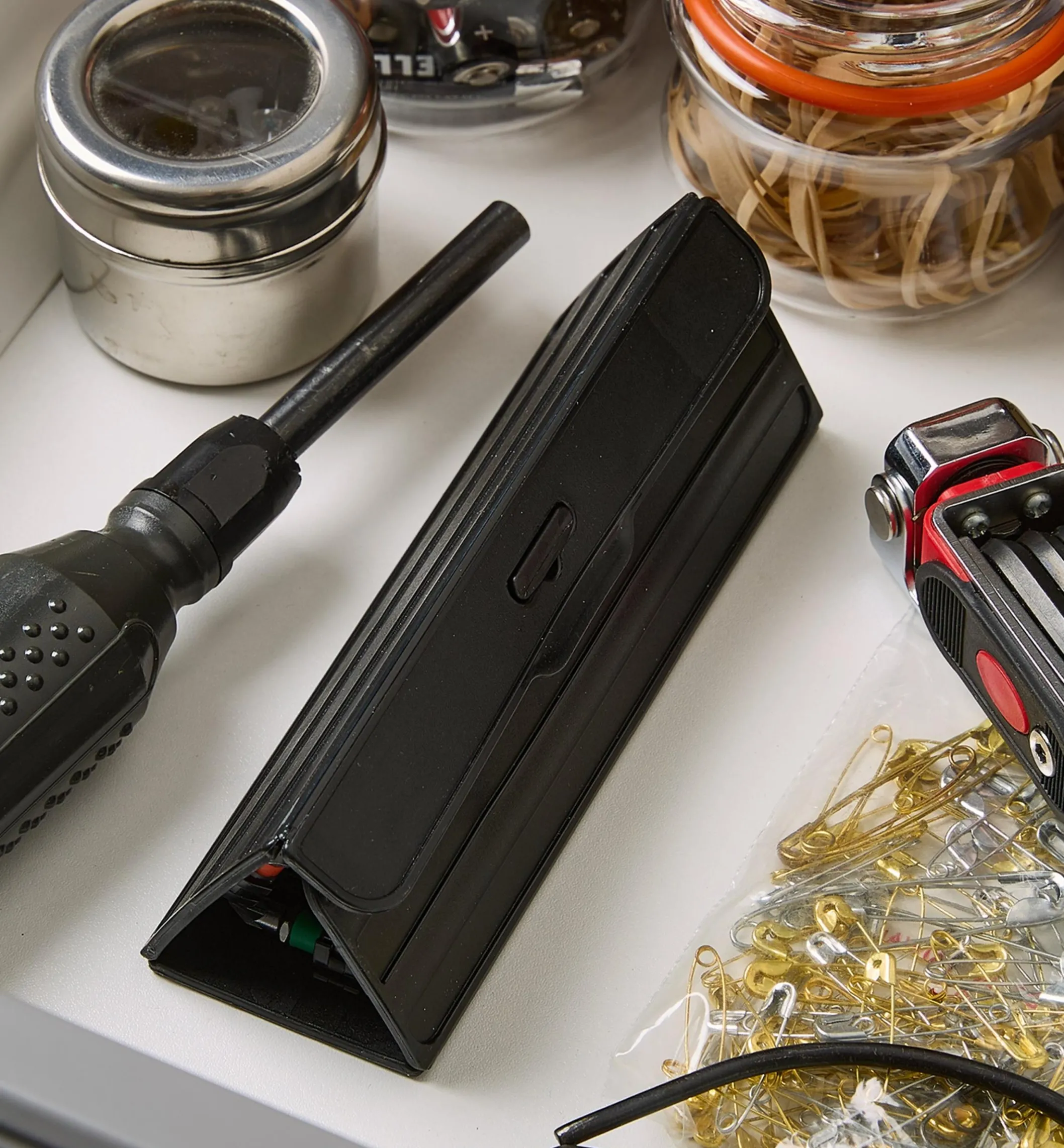 Magnetic Holder & 1/4" Bit Set