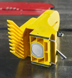 MagSwitch Magnetic Vertical Featherboard