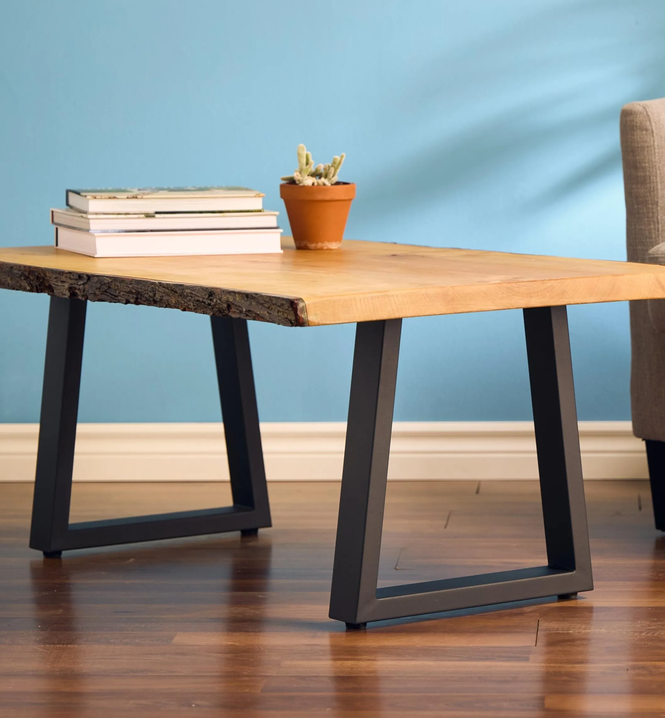 400mm Steel Trapezoid Table Leg