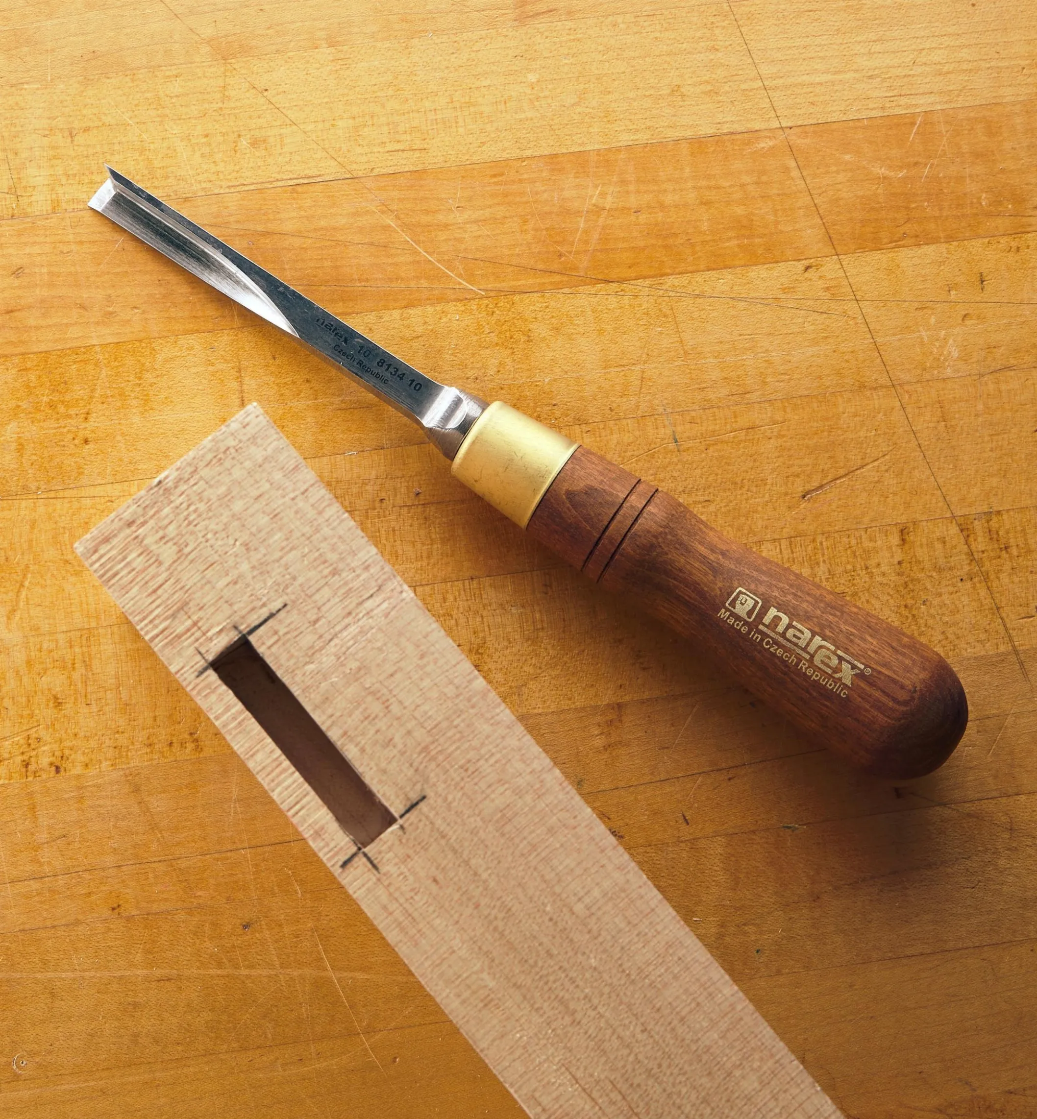 Narex Corner Chisel