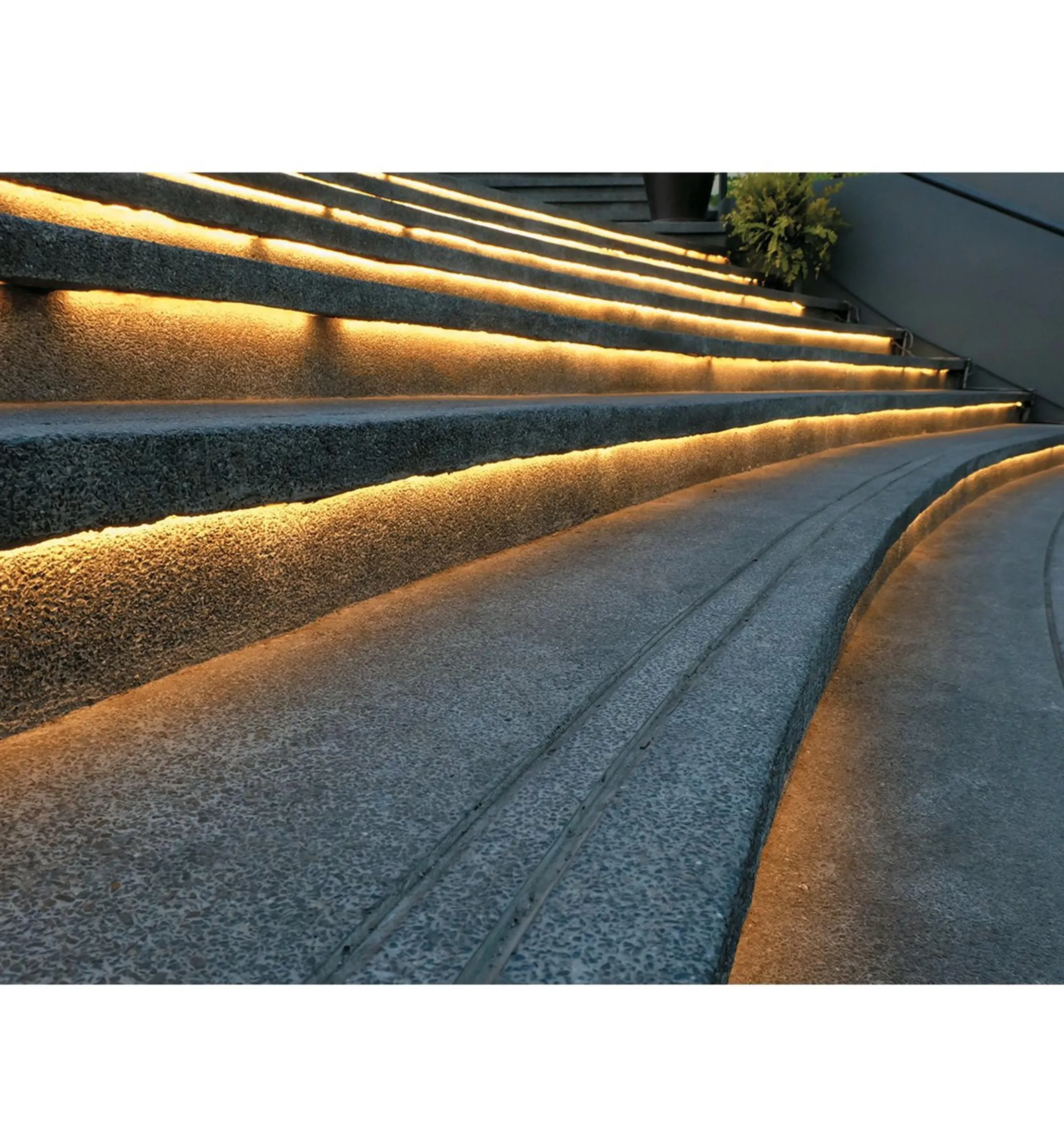 Outdoor/Wet Location White LED Tape Light Kits (12V)