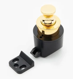 Push Knobs With Latch