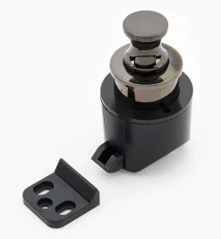 Push Knobs With Latch