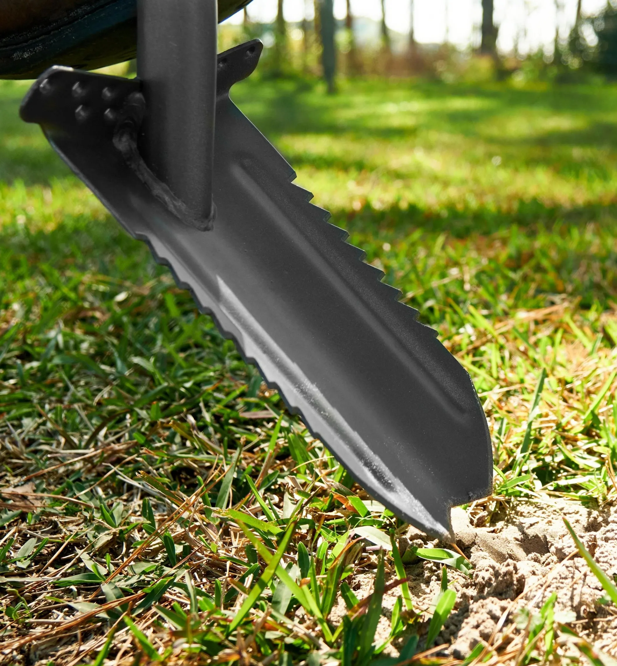 Radius Root-Cutter Trenching Spade