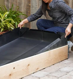 Self-Watering Raised-Bed Hardware