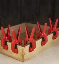 Set Of 8 Edging Clamps