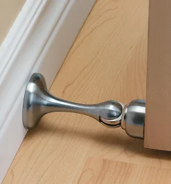 SOSS Magnetic Doorstop & Holder