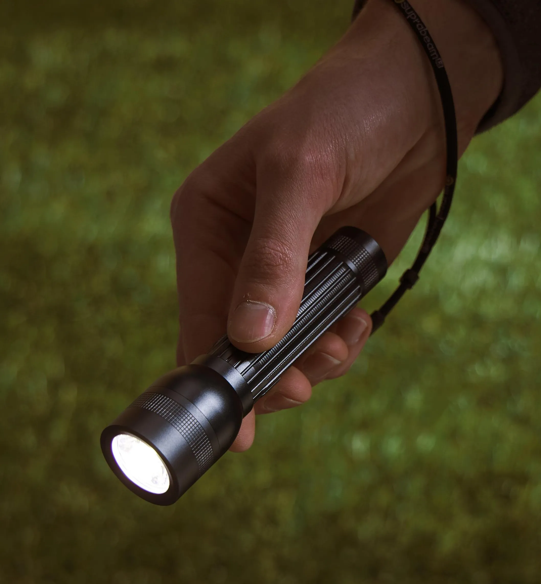 Suprabeam Q4 Flashlight