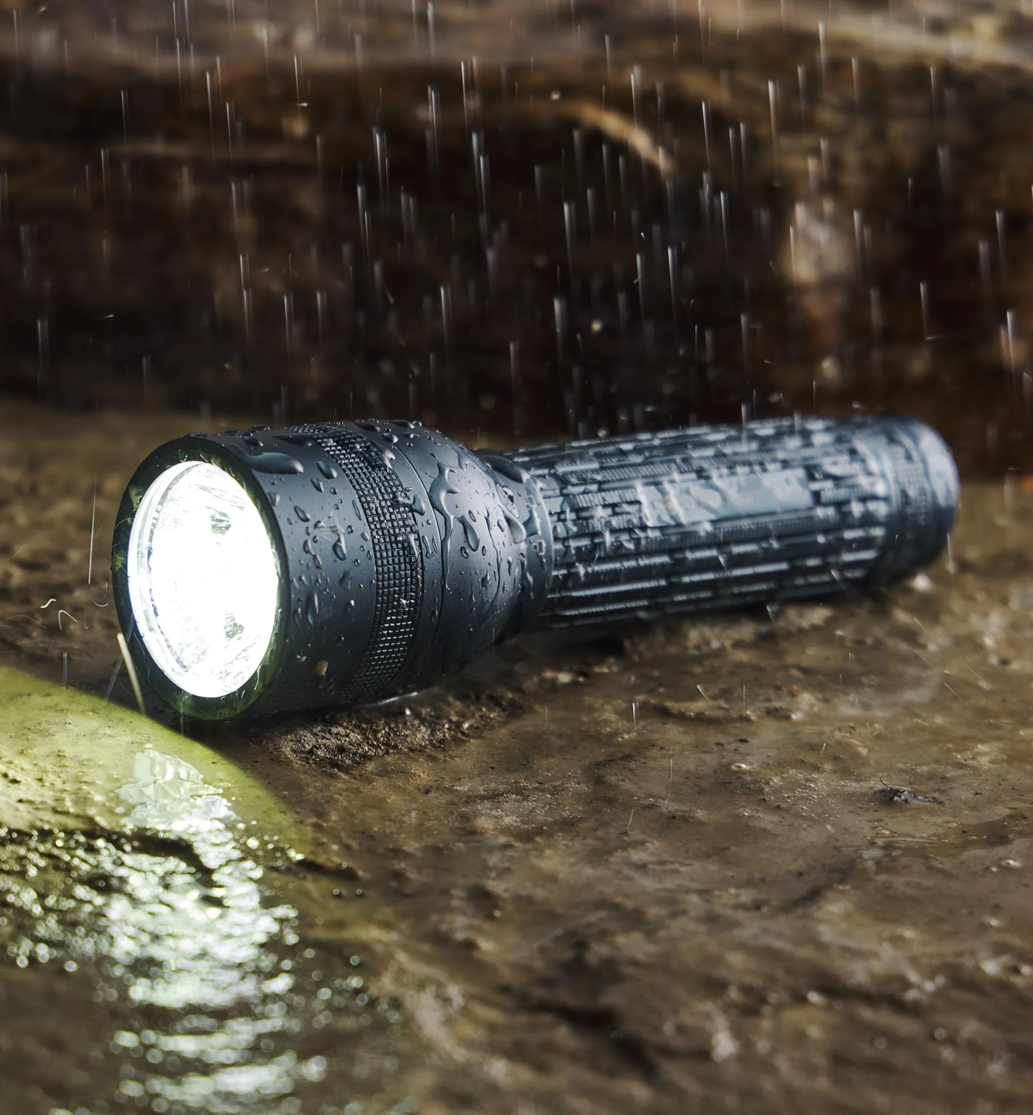 Suprabeam Q7XRS Flashlight
