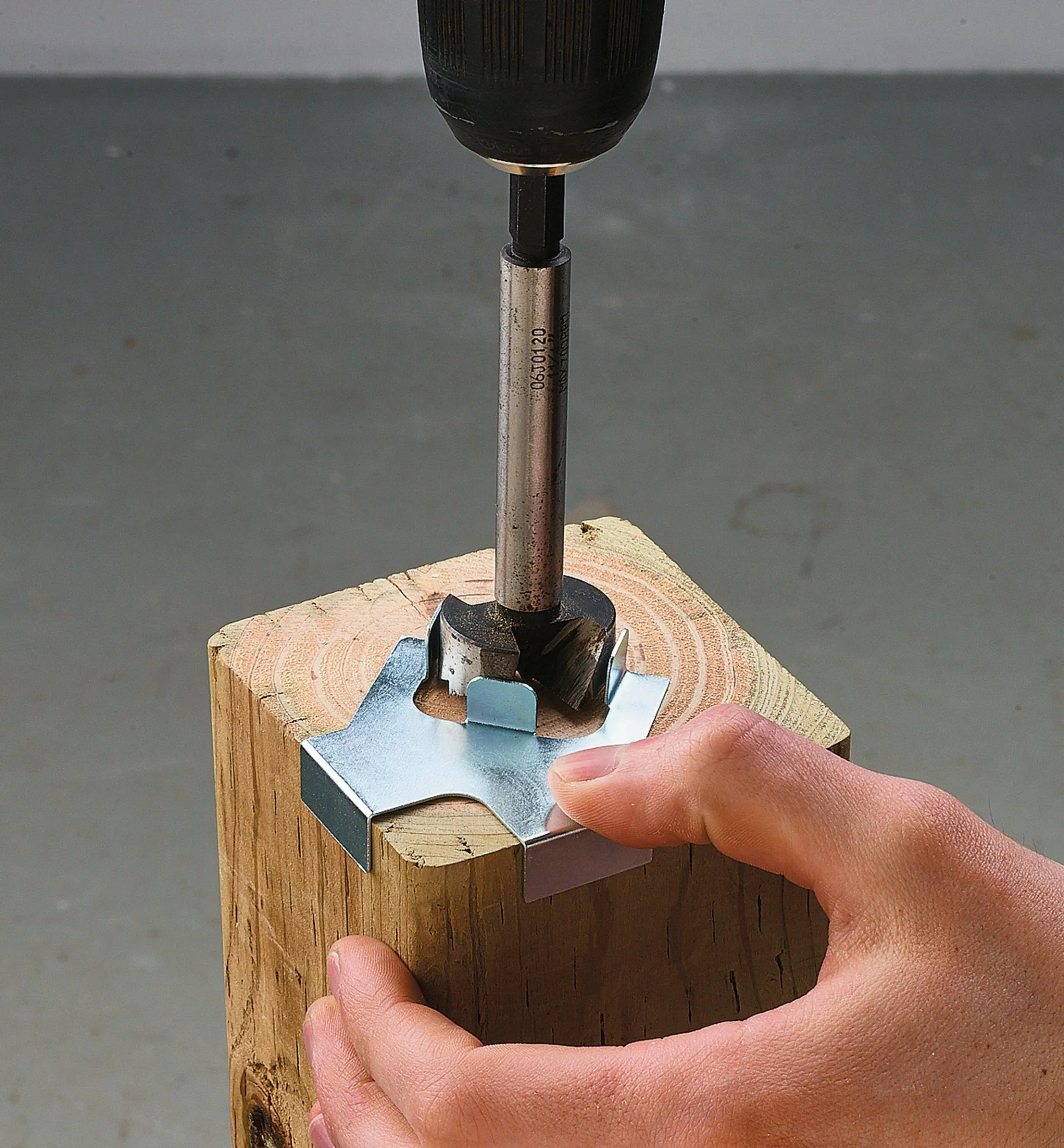 Titan Post Center Guides