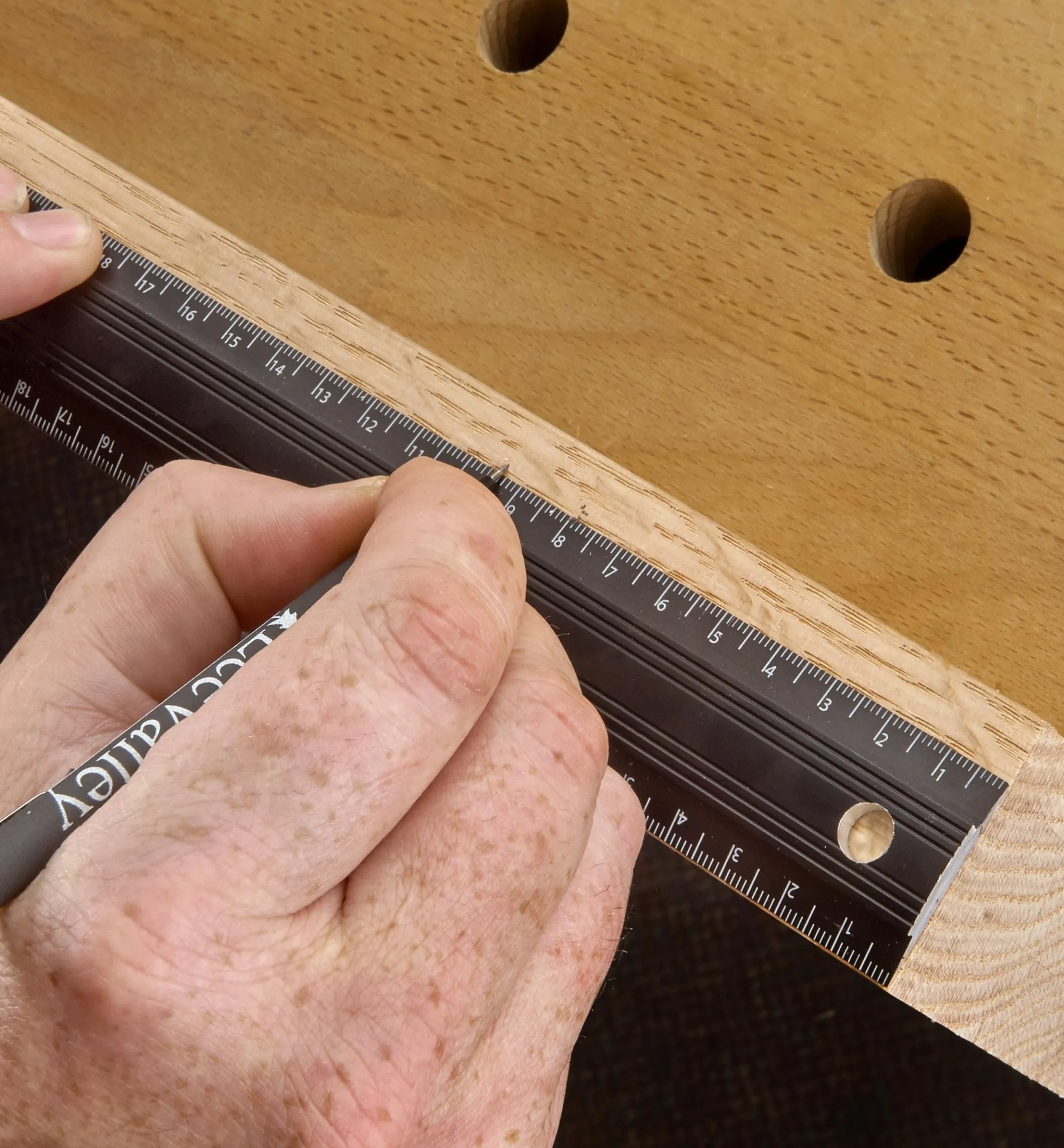 Veritas 600mm Aluminum Bench Rule