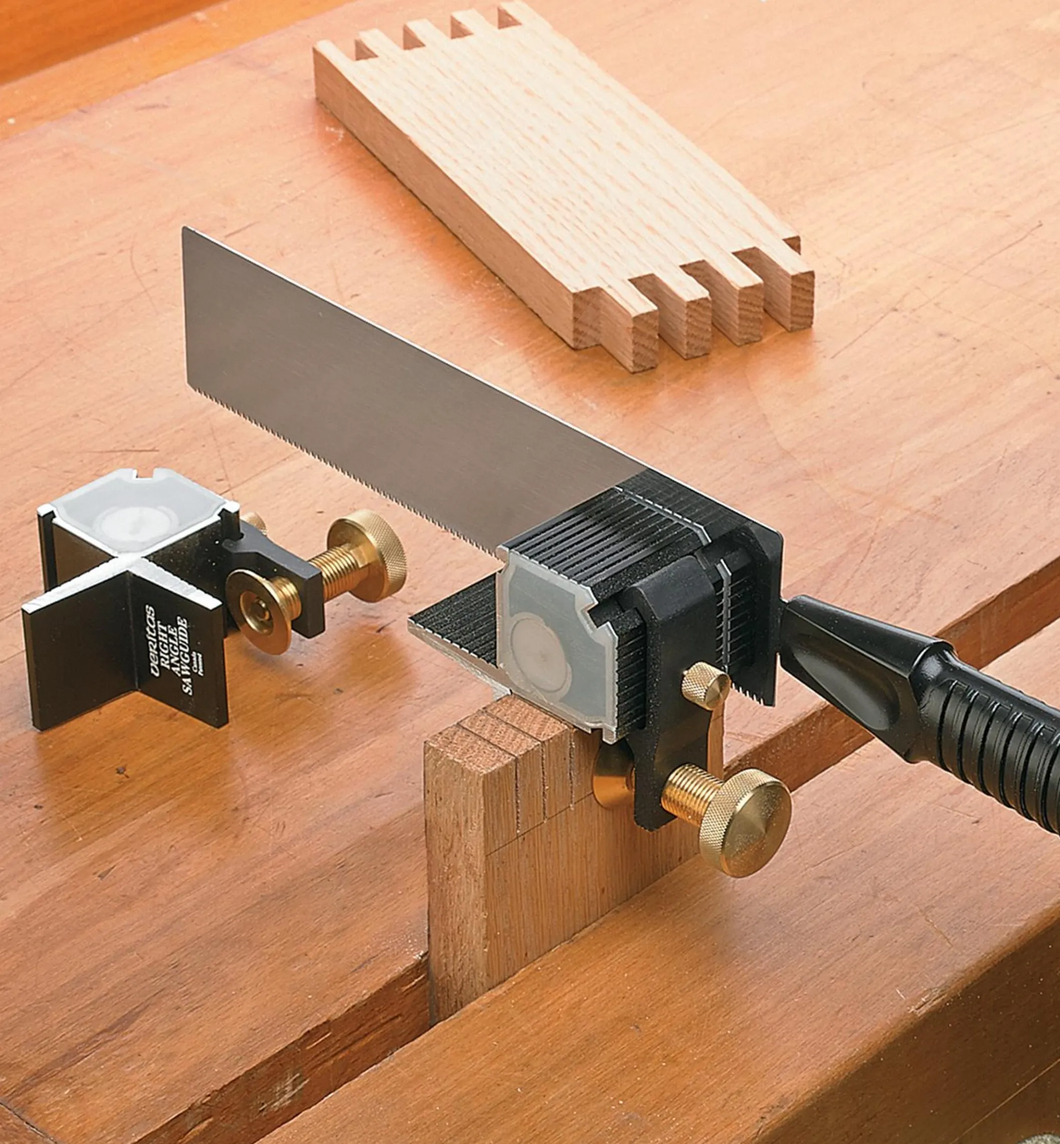 Veritas Right-Angle Saw Guide With Saw
