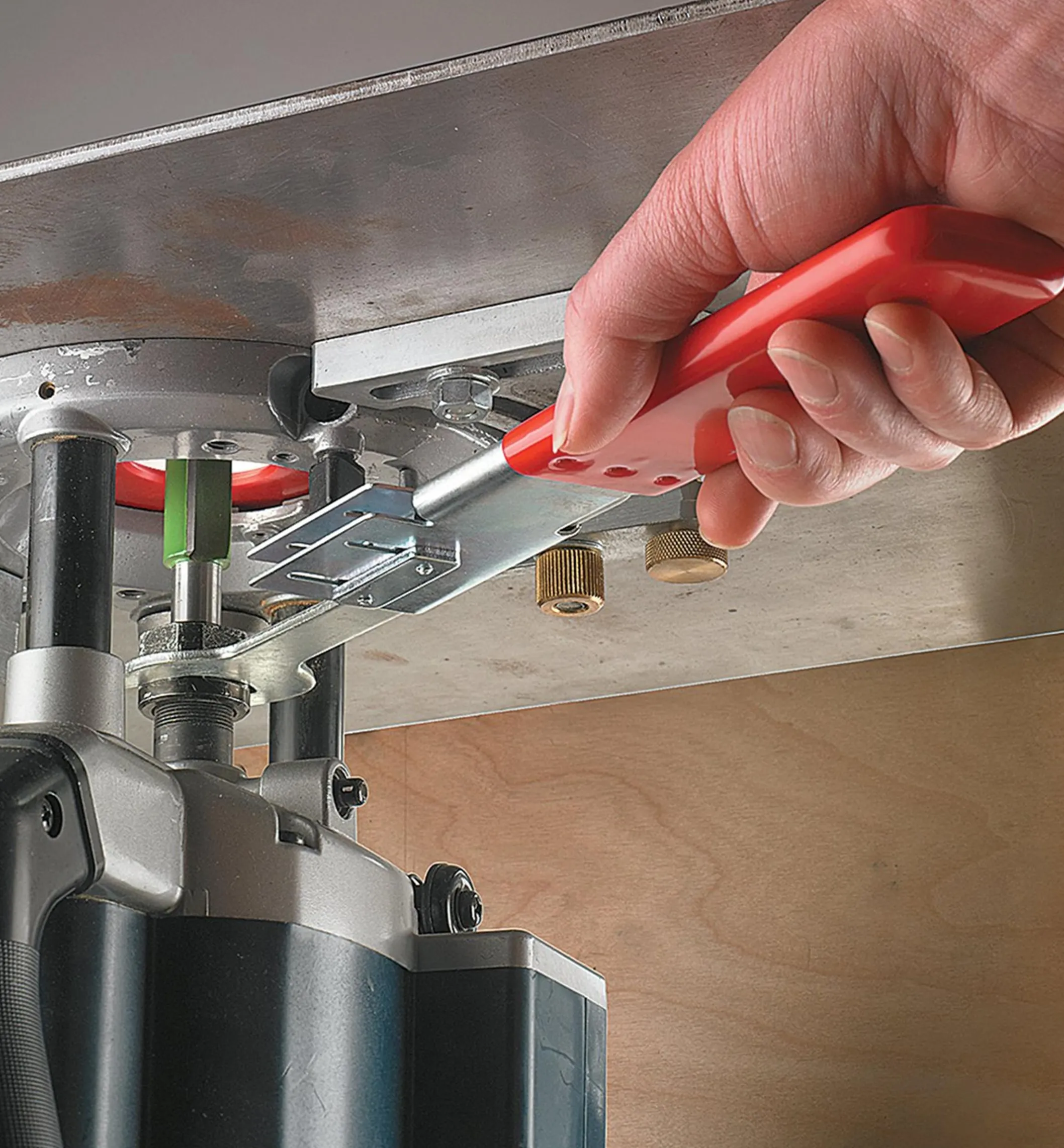 Wrench Extender For Routers And Saws